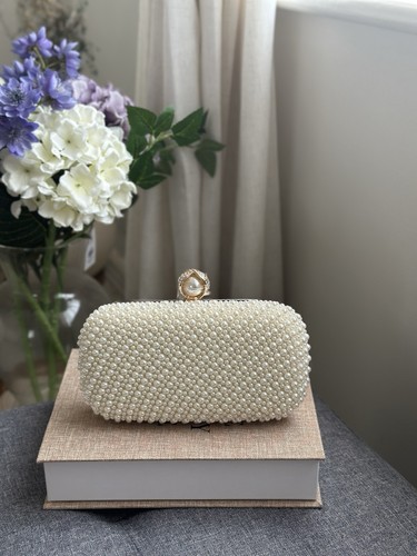 Gold pearl clutch bag - gold,
