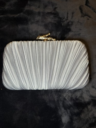 Silver pleated satin - silver,