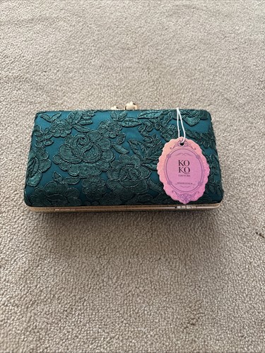 Embroided dark green - dark,